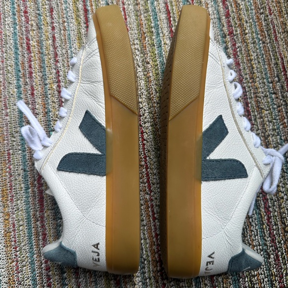 Veja Campo leather white California natural (blue suede/tan soles) sneaker - 6 - Picture 8 of 16